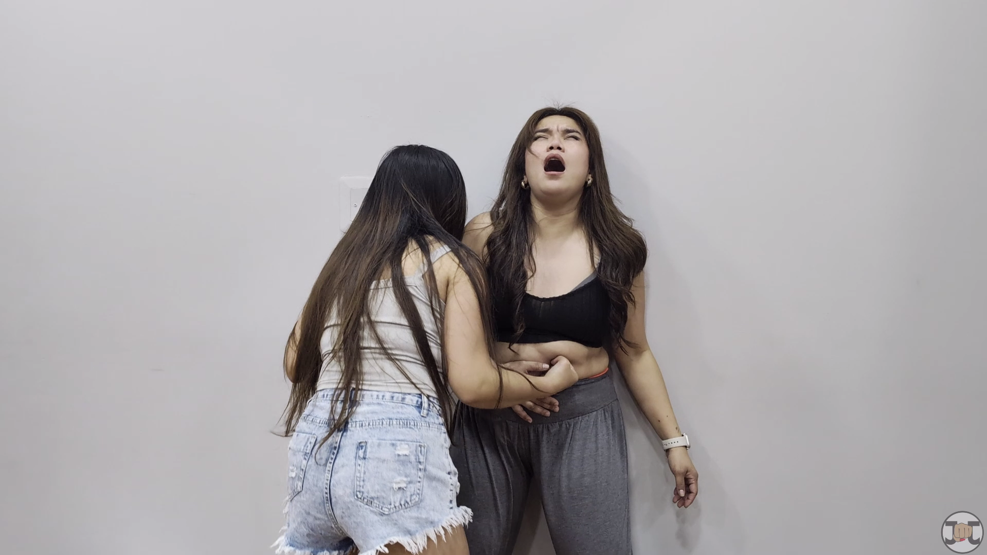 Core Clash Nely vs Lovley